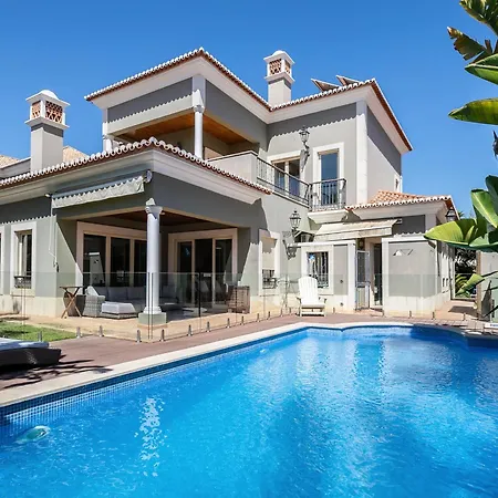 Ada Guest house