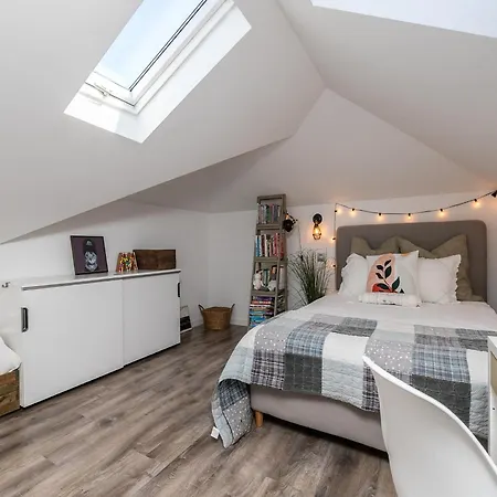 Ada ゲストハウス ファロ