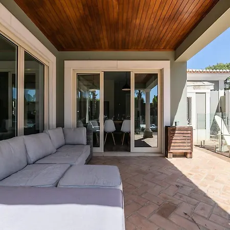 ゲストハウス Ada