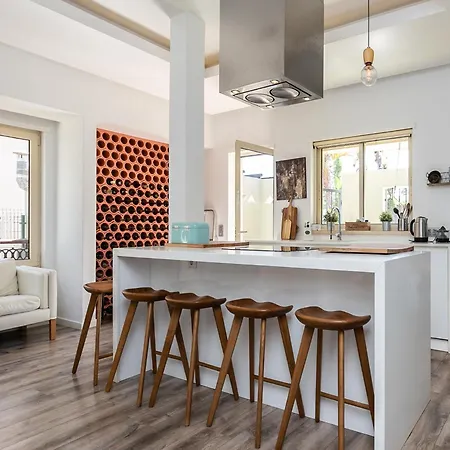 Ada ゲストハウス *